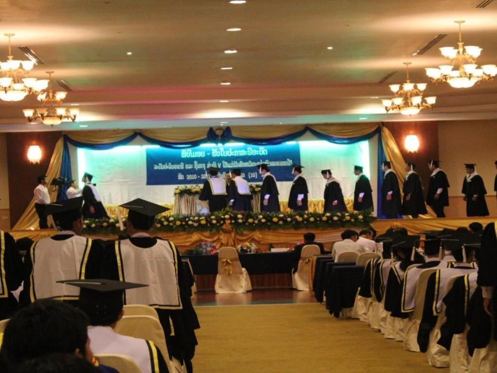Daosavanh Resort & Spa Hotel Savannakhet Exterior photo